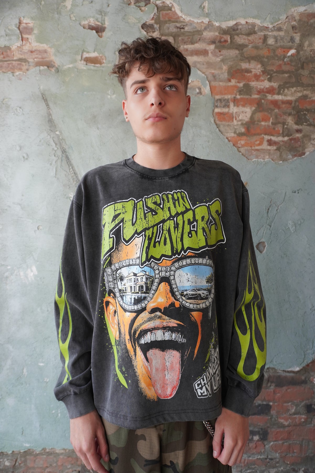 Pushin Flowers The Life graphic long sleeve shirt – PF streetwear, street styling shot