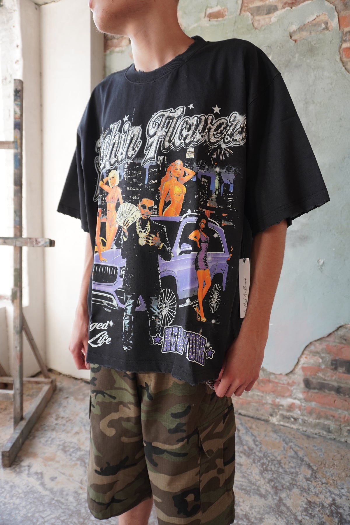 Pushin Flowers New York graphic tee – PF City Series streetwear, back graphic detail